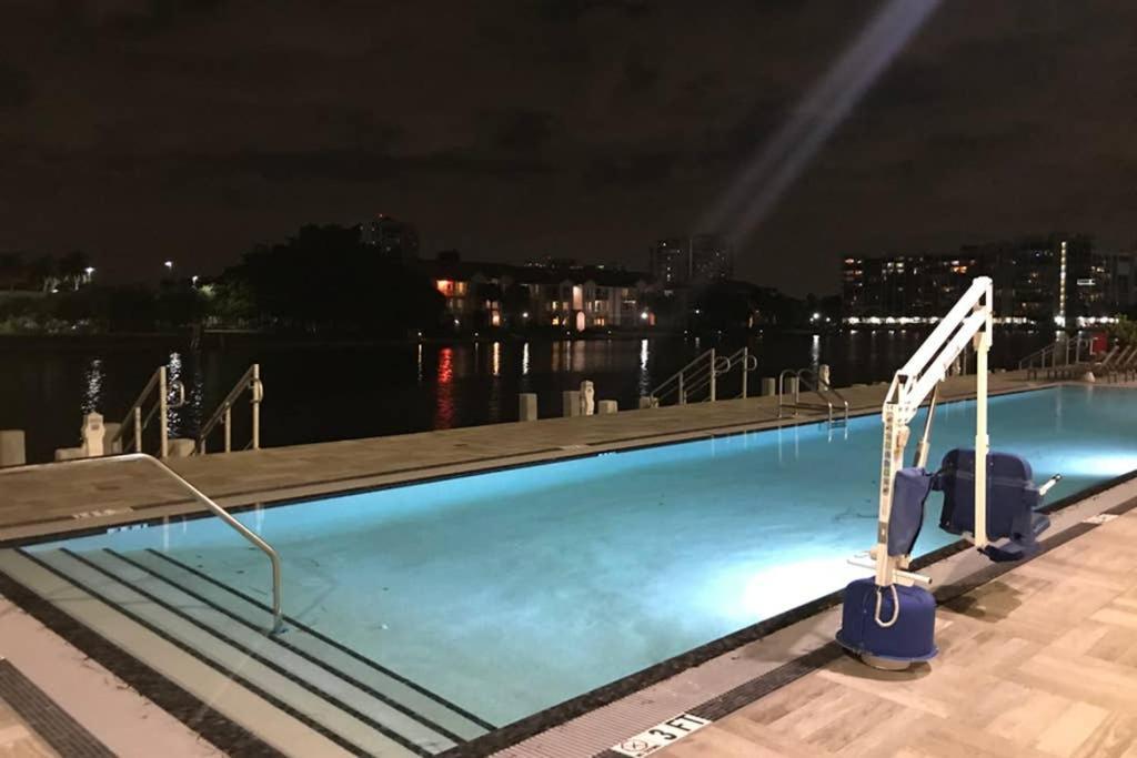 Hollywood Beach Luxury Condo-Hbh מראה חיצוני תמונה